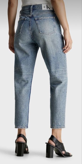 Дънки Calvin Klein, Pause Jeans