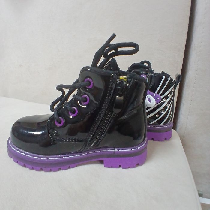 Ботинки на девочку