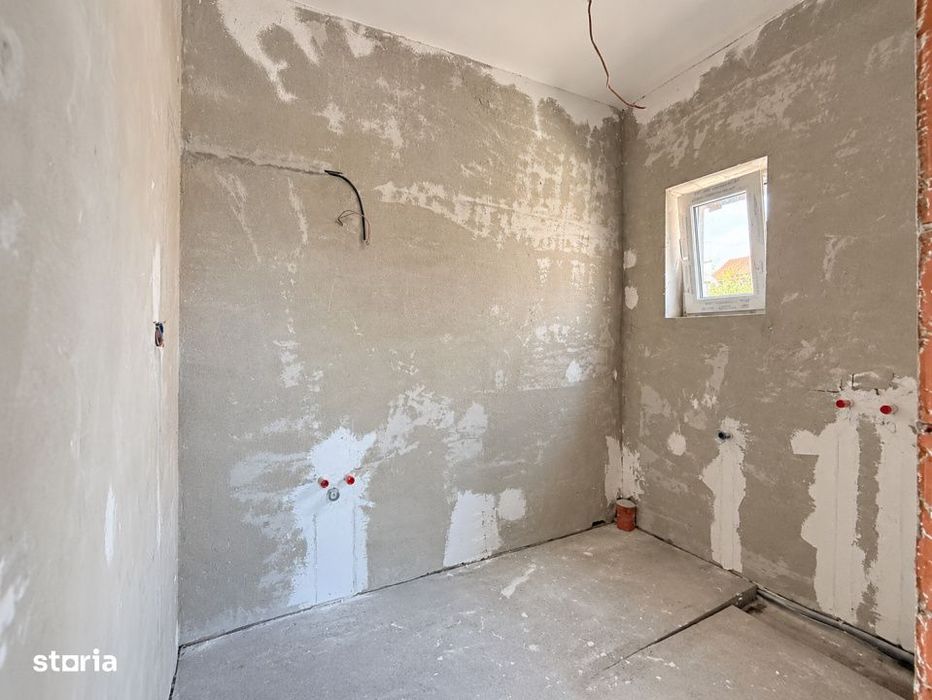Casa Pe un Nivel - SU 90MP I Teren 490MP - la Intrare in Campenesti