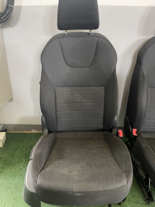 Салон / Седалки Skoda Octavia 3
