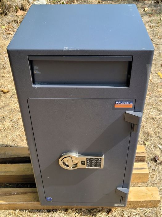 Метален депозитен сейф Valberg ASD-32 EL