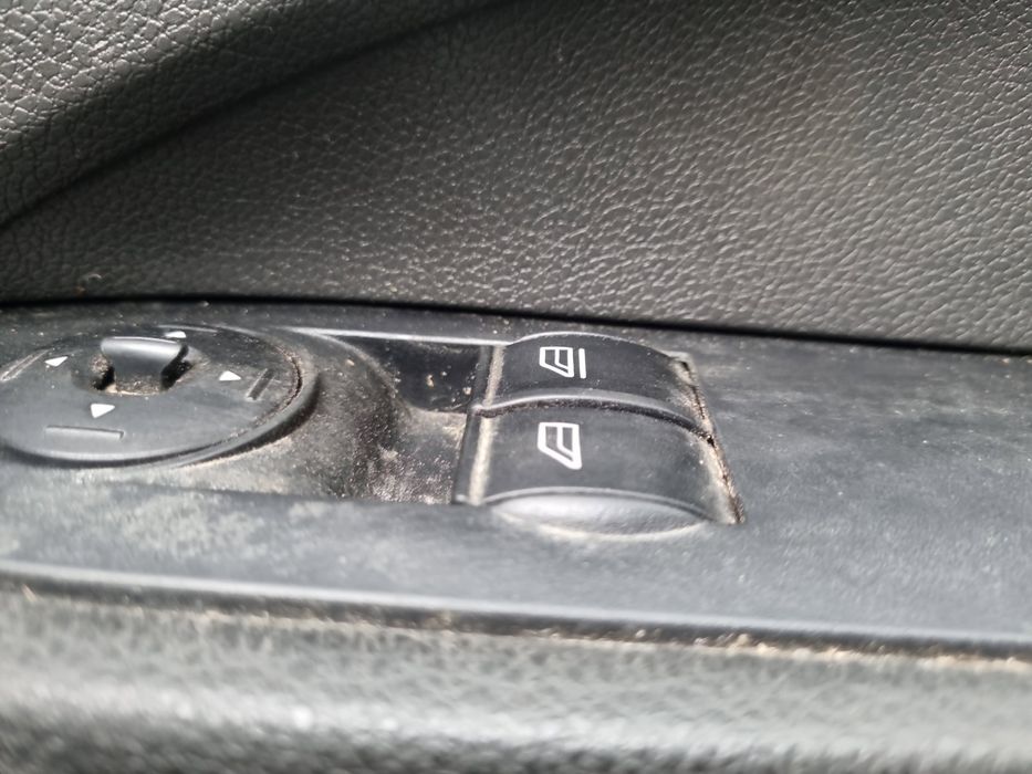 Butoane comanda geamuri sofer Ford C-Max 1 [Fabr 2007-2010] OEM