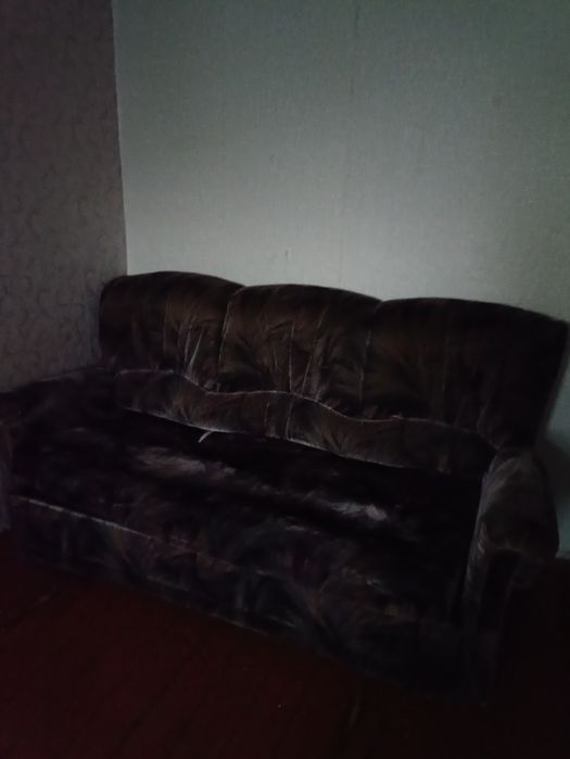 Кровать двухспальная шифоньер диван