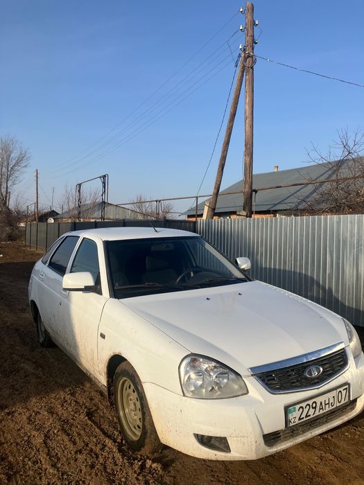 Продам приора 2012