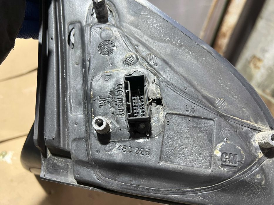 Oglinda stanga electrica Opel Astra H Hatchback 2008