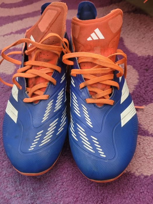 Vind Crampoane Adidas mar 42