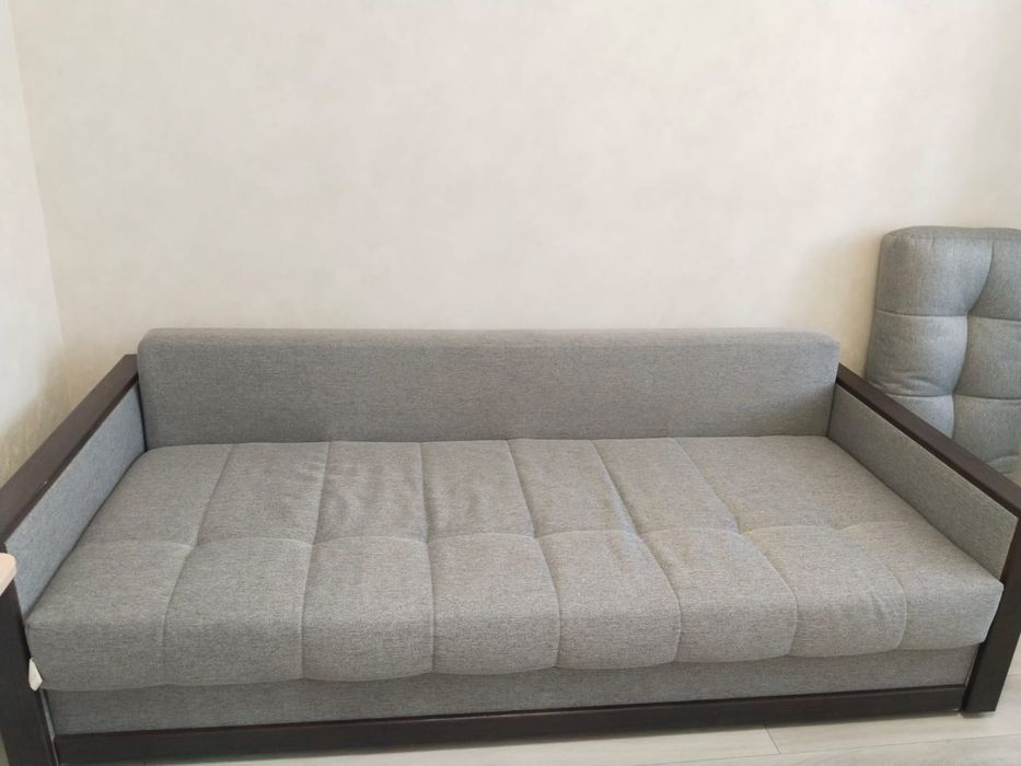 Продам диван ,тик так