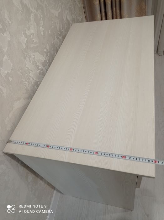 Продам стол 15000