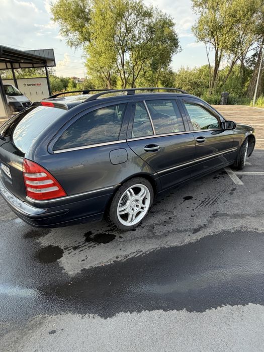 Мерцедес w203 c200 CDI