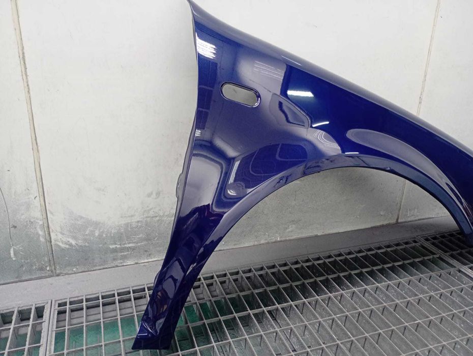 Aripa Fata Dreapta VW Golf 4 IV An 1998-2004 (LD5Q (Albastru))