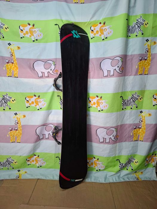 Placa snowboard 149 cm Volkl cu legaturi Nitro incluse