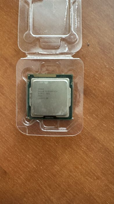 Продавам комплект LGA 1155 за компютър