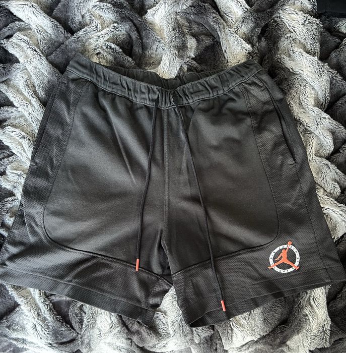 Stone Island, Nike, Jordan къси панталони