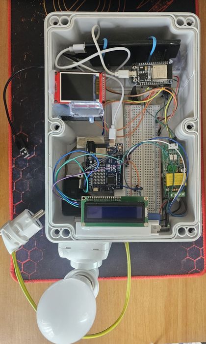 Vând microcontrolere esp32 /arduino/ecran/releu/senzori/cel mai mic preț de pe olx