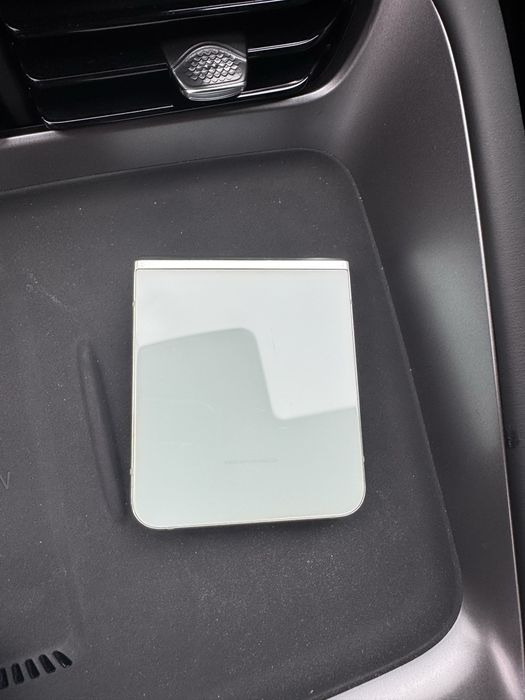 Samsung Z Flip 5 8/256