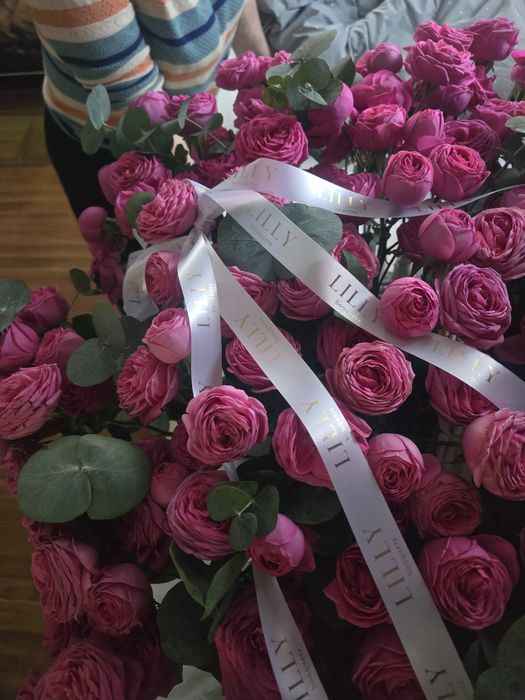 Срочно продам букет С Розами