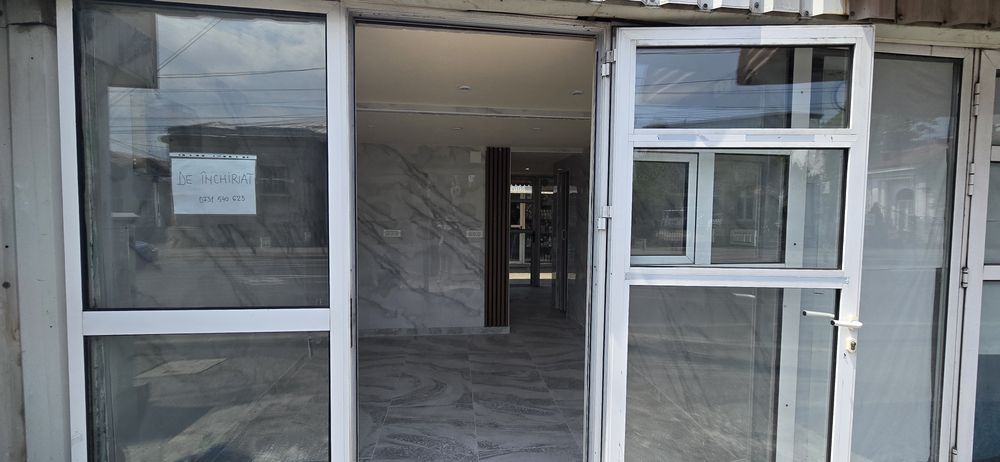 Vând  urgent spațiu comercial central Ploiești