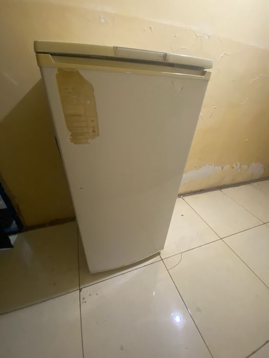 Холодилник бесплатно со