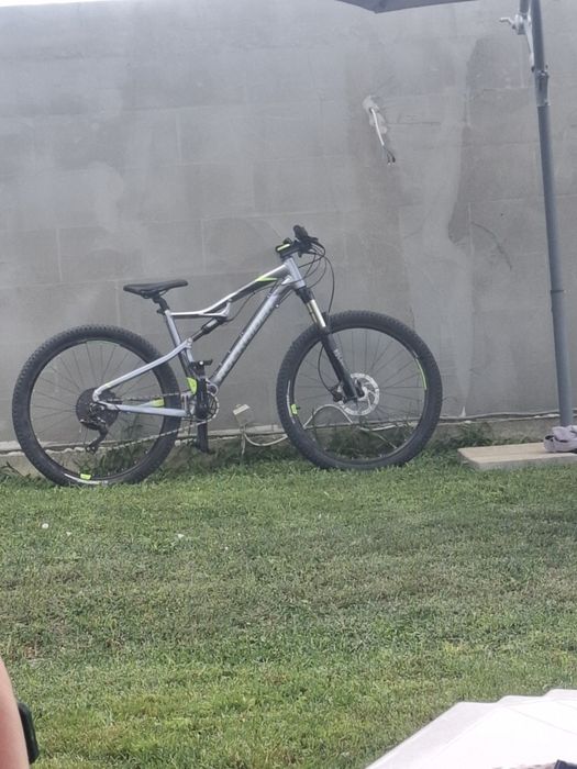 Bicicleta rockrider st900s