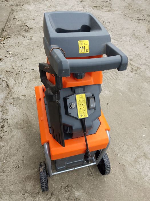 Дробилка за клони