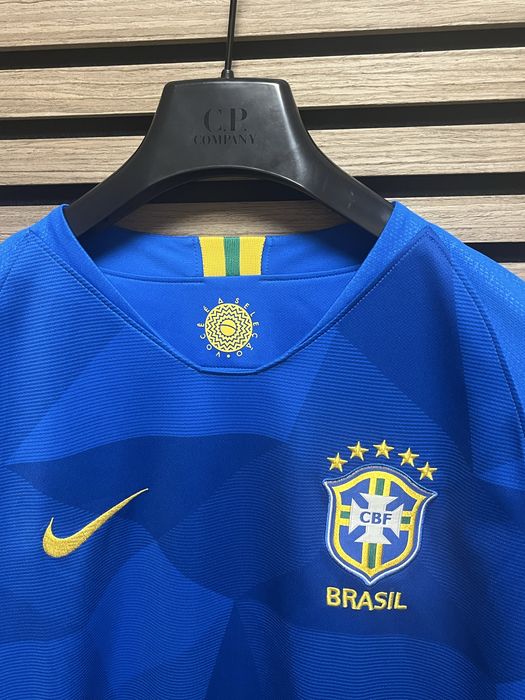 NIK Brasil Away Jersey -2018/2020 - Бразилия размер Л / Оригинал