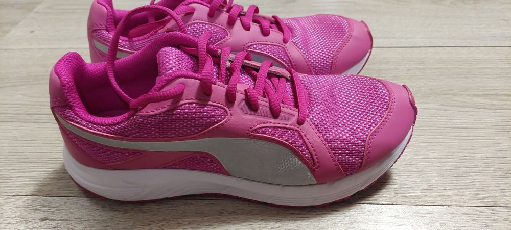 Летни спортни обувки и маратонки  PUMA  ном.36.