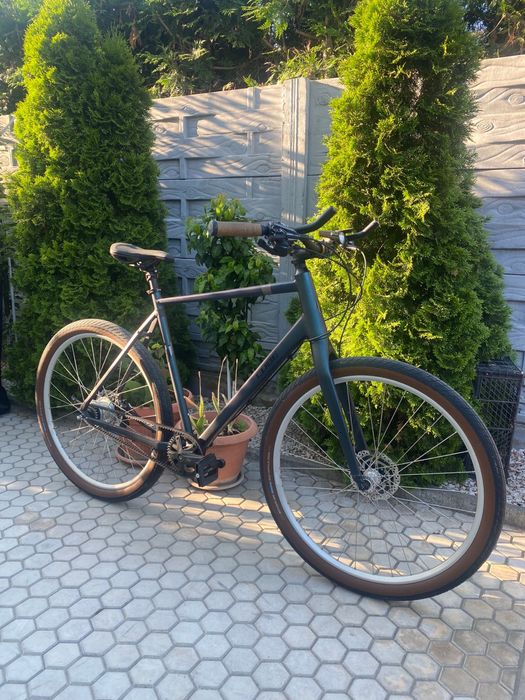 Bicicletă Trekking / City Bike Cube Hyde Pro / Shimano XT / Alfine 8 /