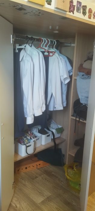 Кровать, шкаф, раб. стол .3в1