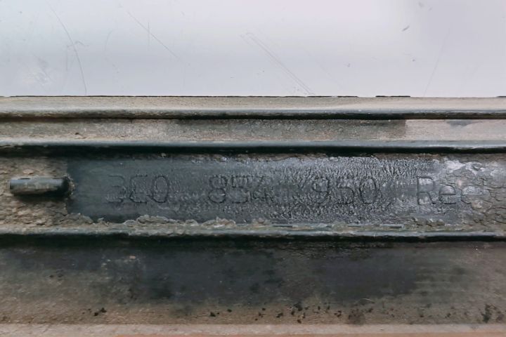 Bandou usa inferior dreapta spate   3C0854950 Volkswagen VW Passat B6