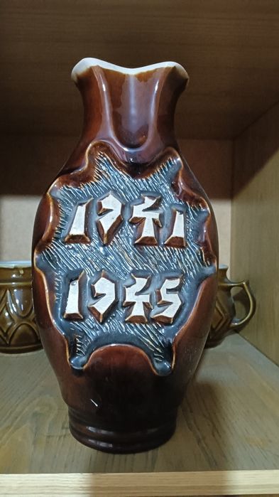 Посуда. В ретро стиле.