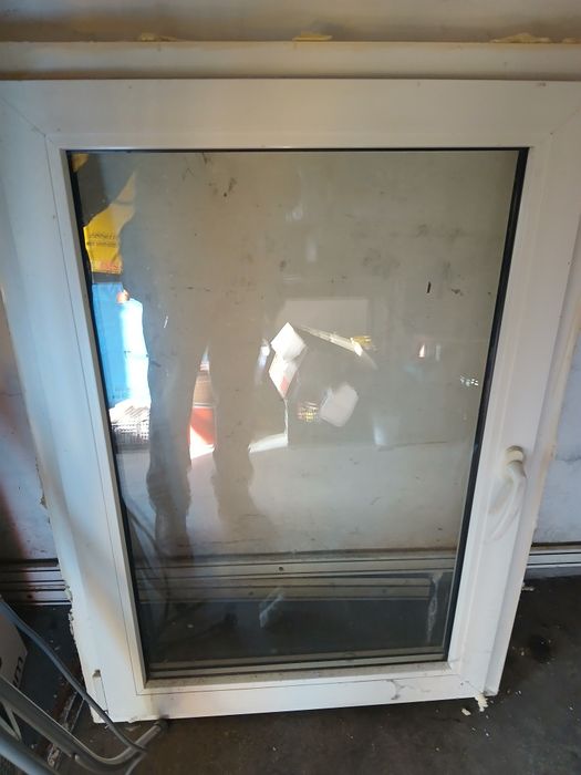 Termopane  cu uși și gemuri prețnegociabil la bucata sau toate