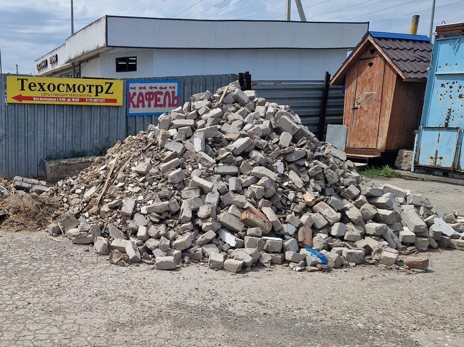 Отдам даром силикатный кирпич