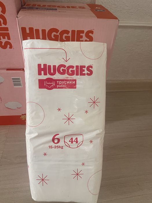 HUGGIES трусики