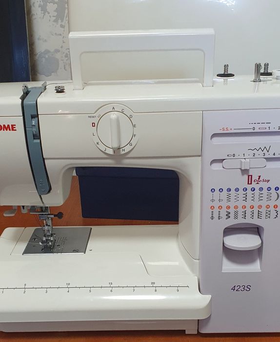швейная машина Janome 423s