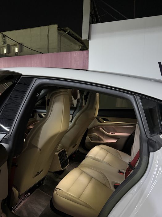 Porche taycan 2022