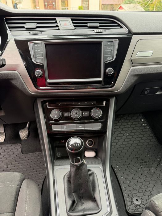 Vw Touran 2.0 D 2016 268.000 km