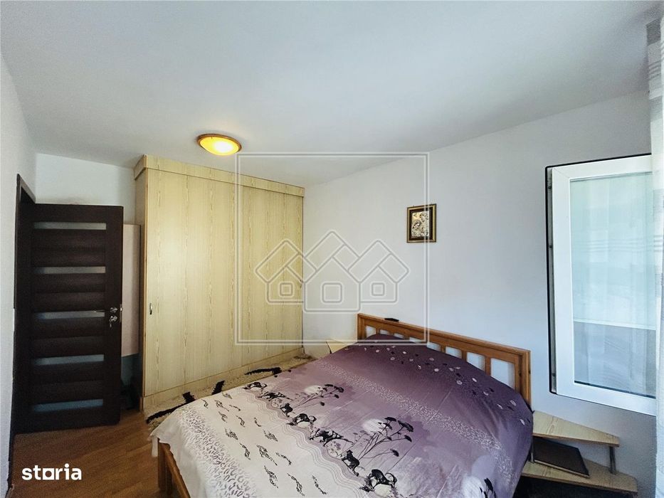 Ap decomandat, 4 camere, balcon - Zona Mihai Viteazu — fotografia 3