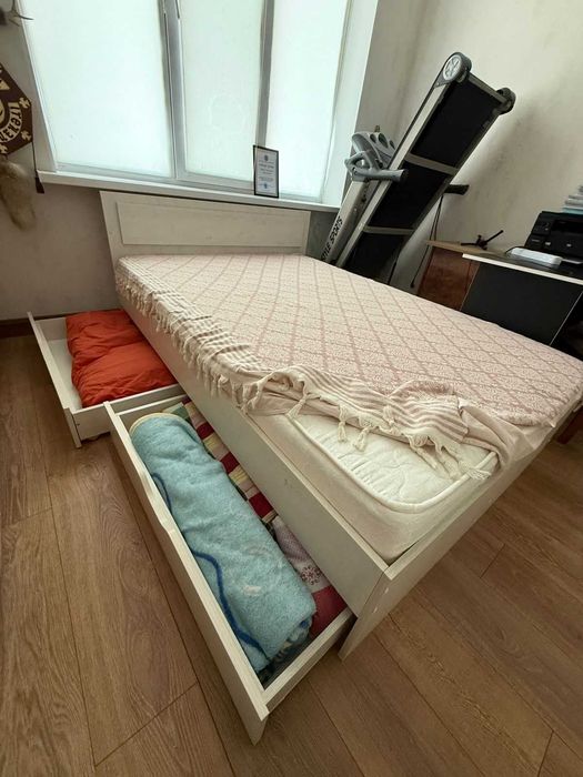 продам кровать полуторку