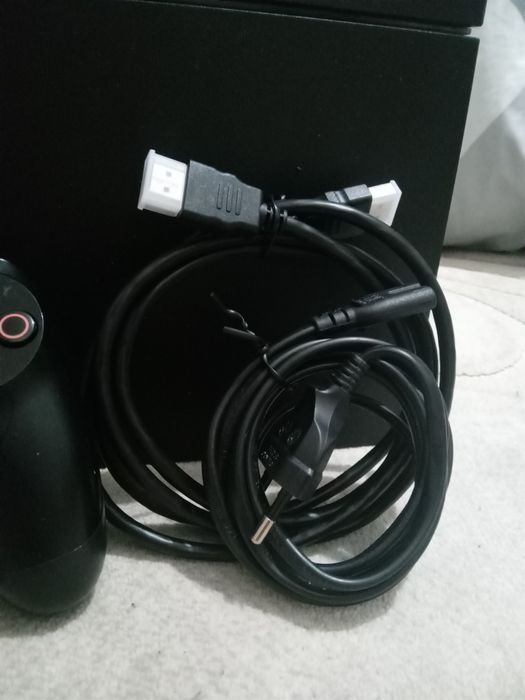 Продам плэйстэйшн 4фат 1тб