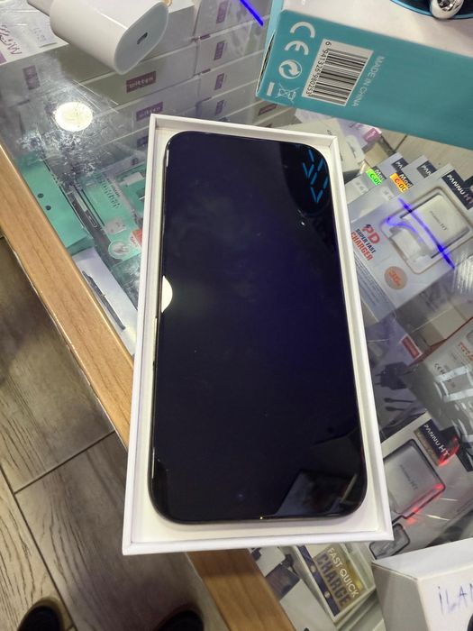 Iphone 15 pro memorie 256 PRET FIX !