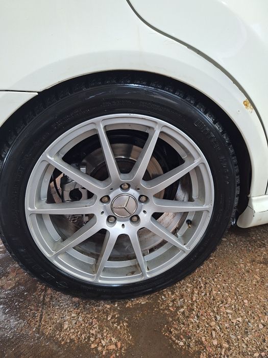 R18 245/45 продаю