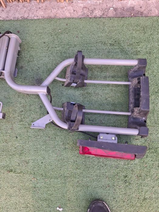 Багажник за велосипеди за теглич