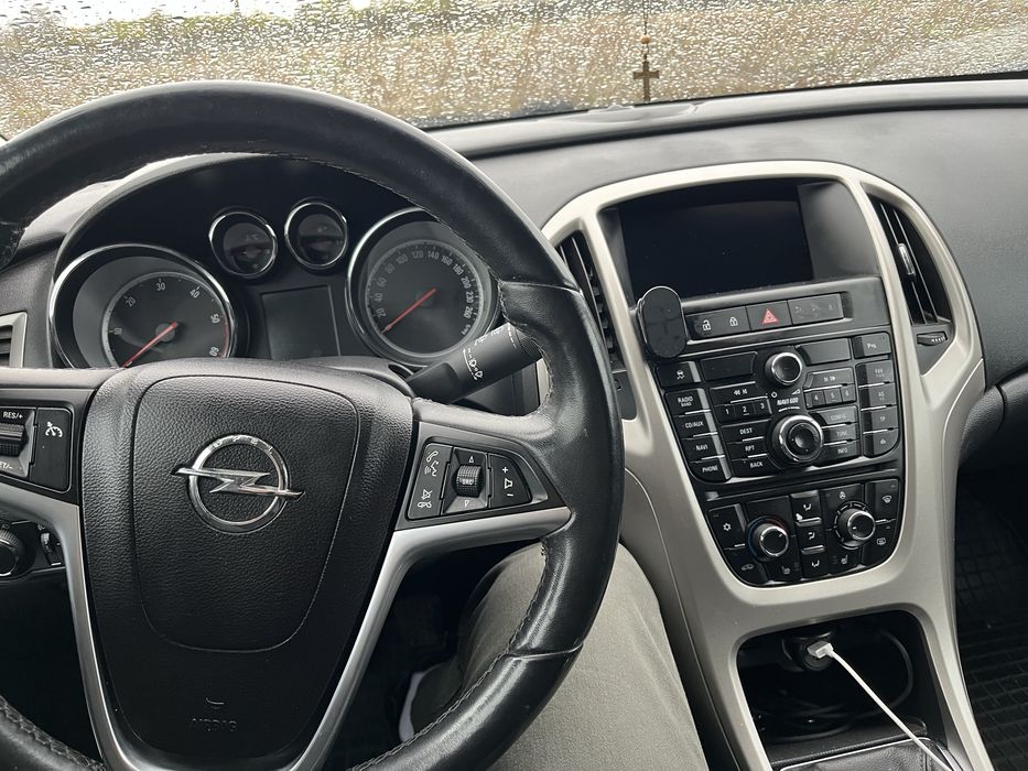 OPEL Astra 2012 — imagine 5