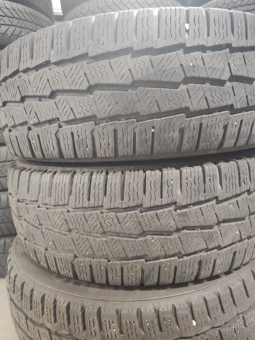 2бр.зимни гуми 205/65/16C Michelin