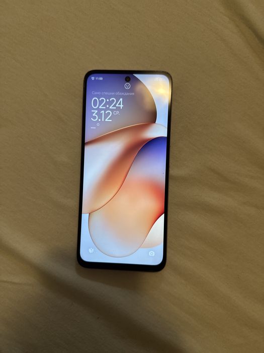 Redmi 13 ЧИСТО НОВ