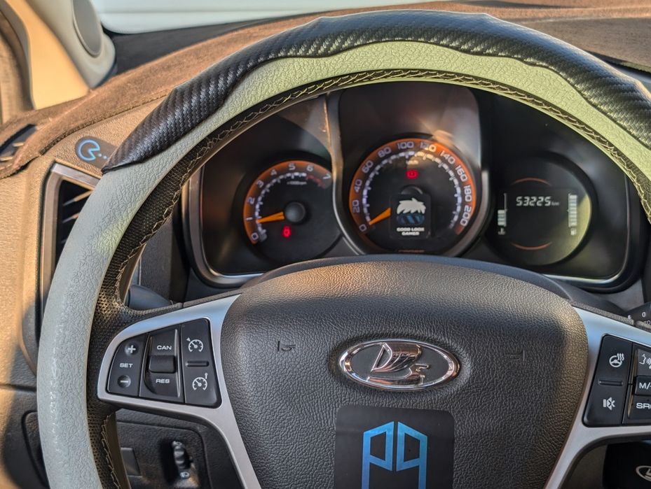 Lada Xray cross 2020 г. 1.8 л