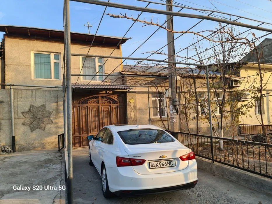 Sotiladi Участок Дом под Застройку 4,7 соток Фасад 15м Яккасарай