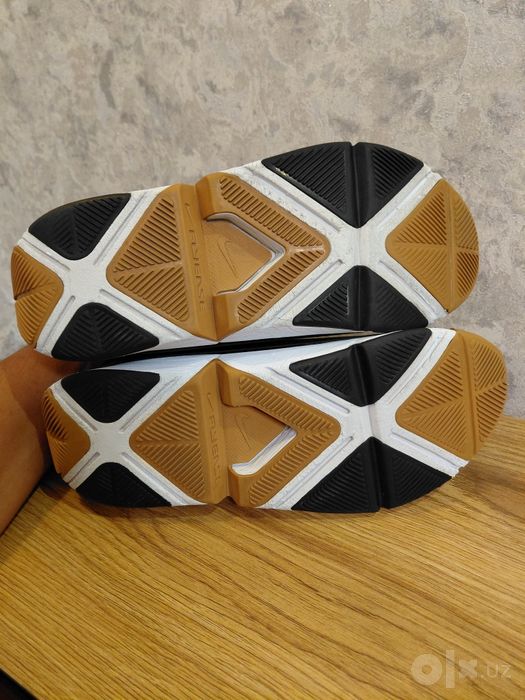 Оригинальные кроссовки Nike Go FlyEase