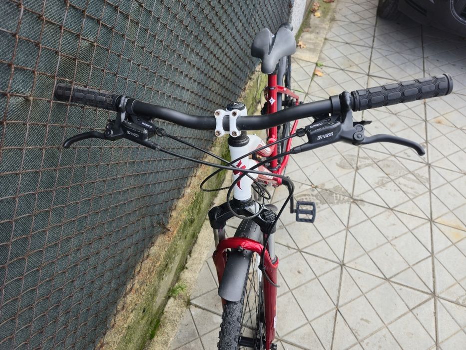 SPECIALIZED ariel Дамски 28 цола 3х8 скорости Обслужен Хидравлични дис