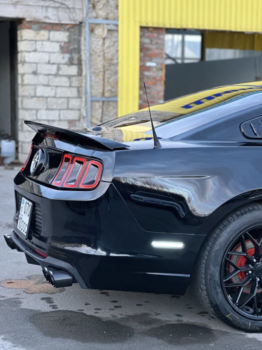 Ford Mustang V series